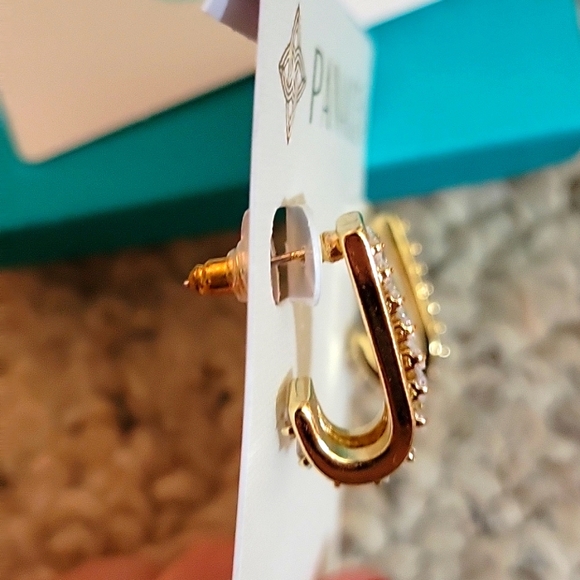 Panacea bejeweled earrings with stud base - Picture 4 of 5